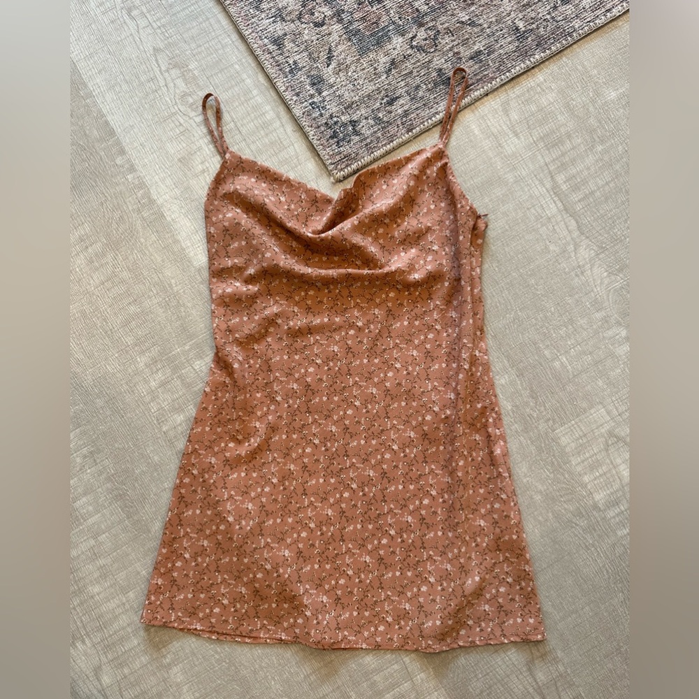 Forever 21 peach floral mini dress